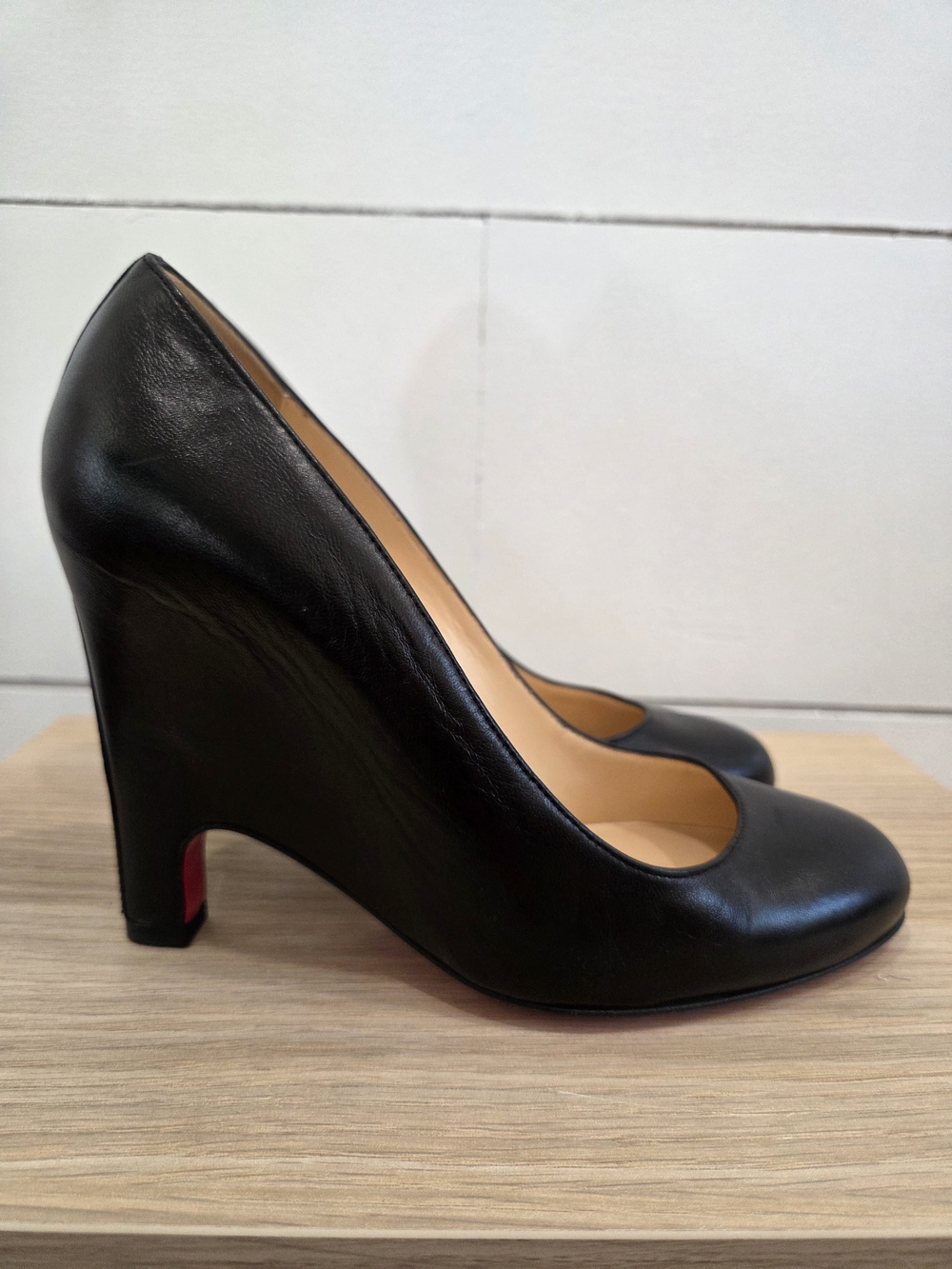 Christian Louboutin Classic Pumps - Picture 8 of 11